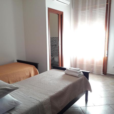 Colori Del Salento Bed & Breakfast Cellino San Marco Eksteriør bilde